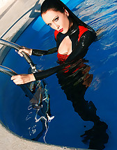 Wet games in shiny black latex, pic #9